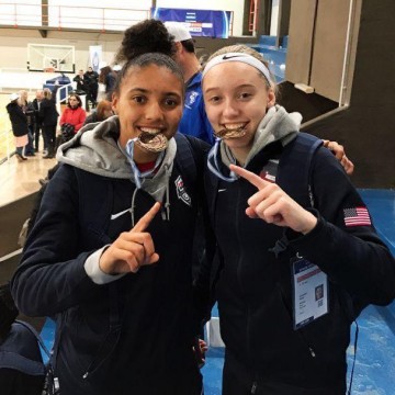 开云APP-库里放话：我的后场搭档要拿双冠，1个月连斩WNBA+奥运金牌